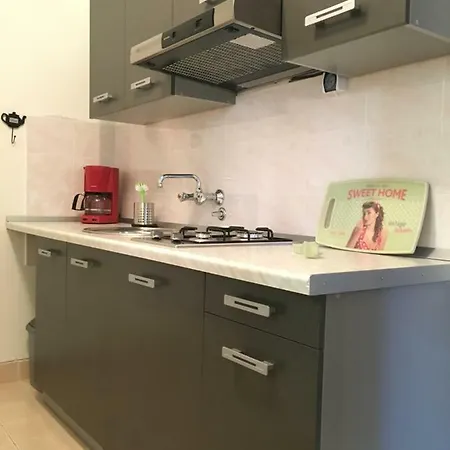 Rojal Apartman *