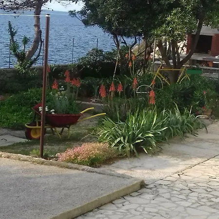 Rojal Apartment