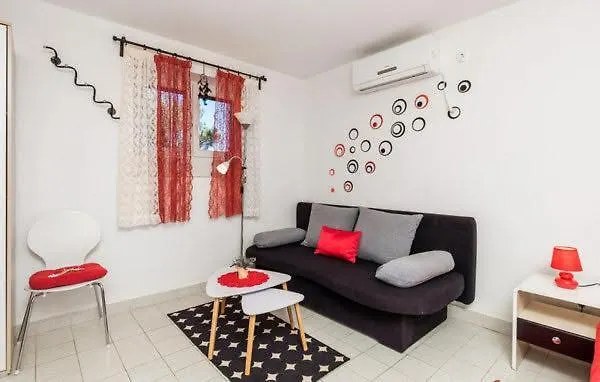 Rojal Apartman *