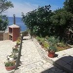Rojal Lägenhet Mali Lošinj